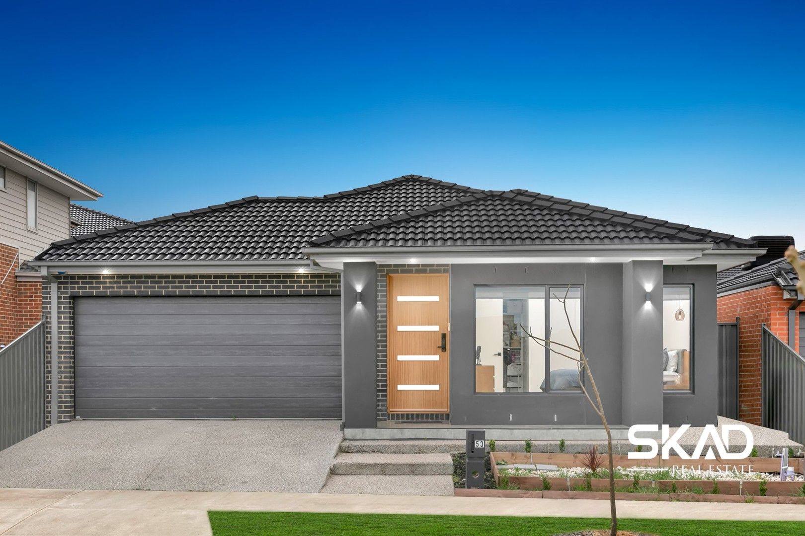 4 bedrooms House in 53 Kendon Drive WOLLERT VIC, 3750