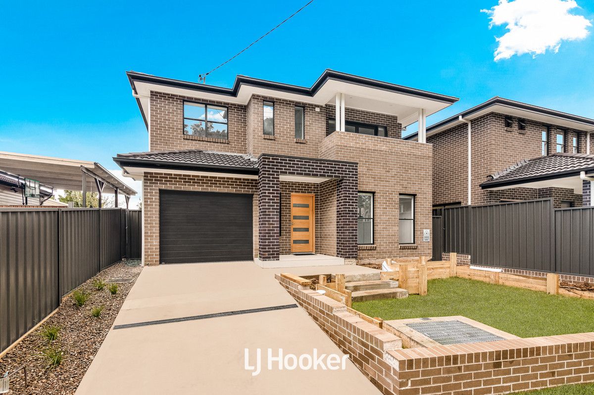 4 bedrooms House in 25 Oklahoma Avenue TOONGABBIE NSW, 2146