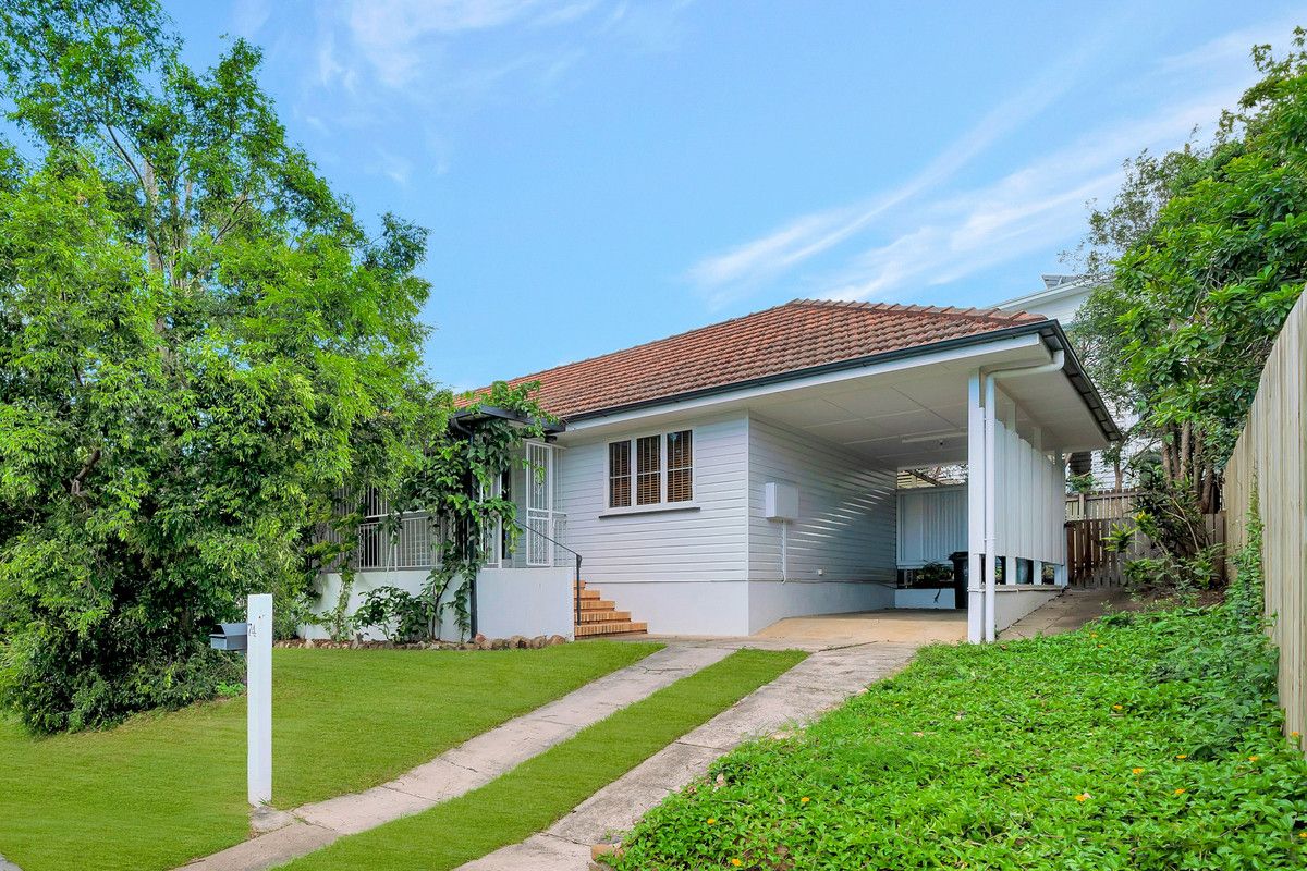 3 bedrooms House in 74 Lindsay Street ASHGROVE QLD, 4060
