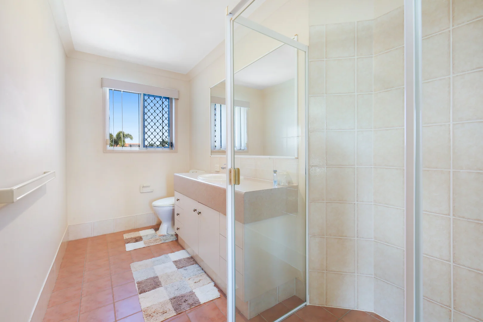 Additional image 13 of 7 Arbuthnot Parade, Benowa Waters QLD 4217