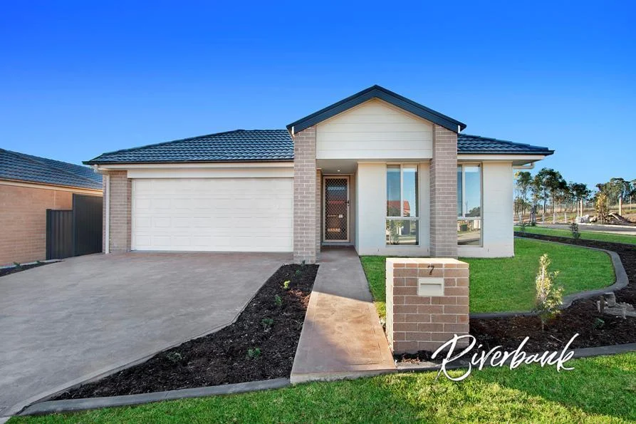 7 Sharp Avenue, Jordan Springs NSW 2747