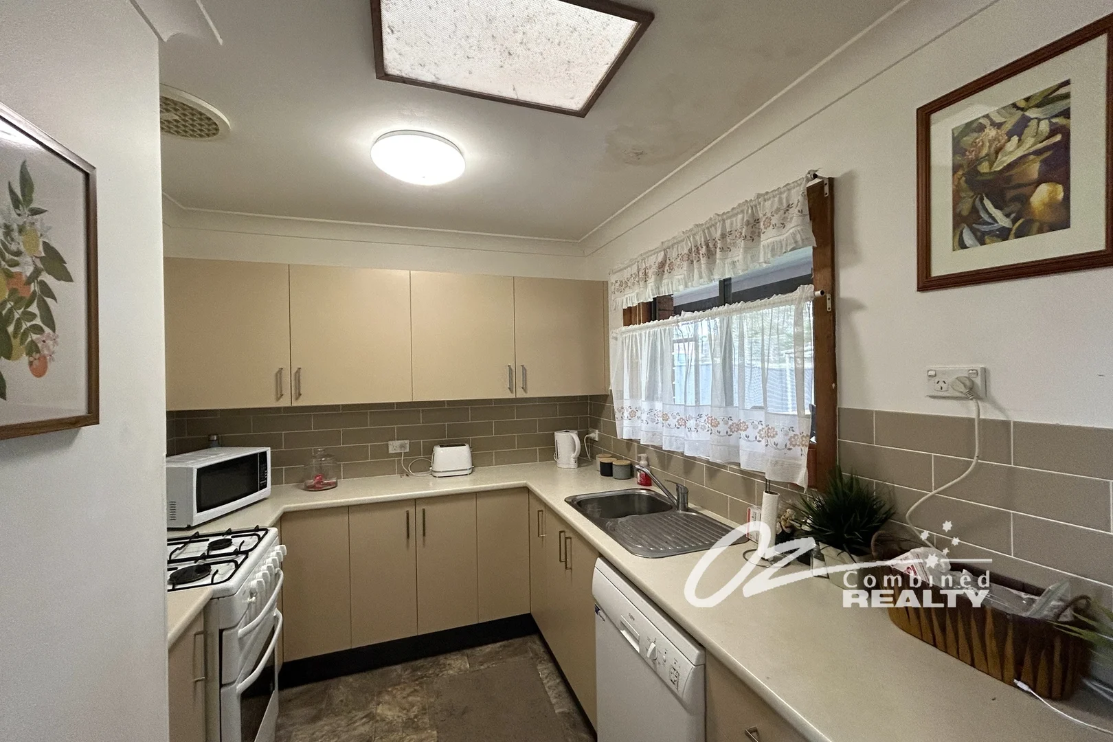 Additional image 3 of 17 Waratah Crescent, Sanctuary Point NSW 2540