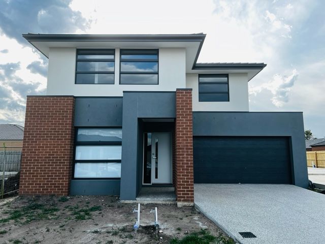 4 bedrooms House in 5 Eagle Road ARMSTRONG CREEK VIC, 3217