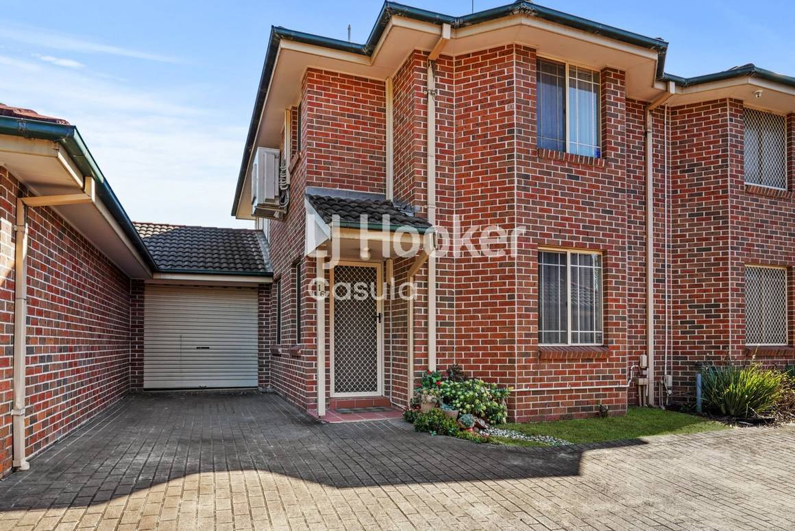 Picture of 16/26 Wellwood Avenue, MOOREBANK NSW 2170