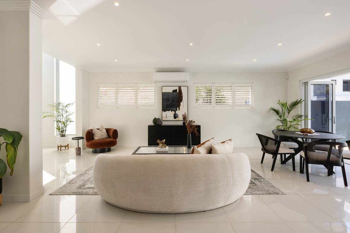 7 Seagull Avenue Mermaid Beach 4218 - Image 5