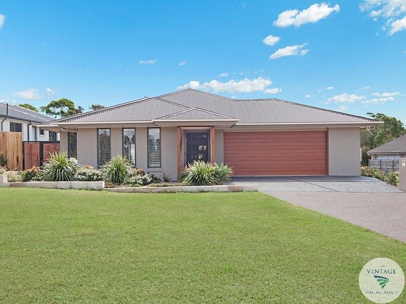 8 Angophora Drive, Pokolbin NSW 2320, Image 1