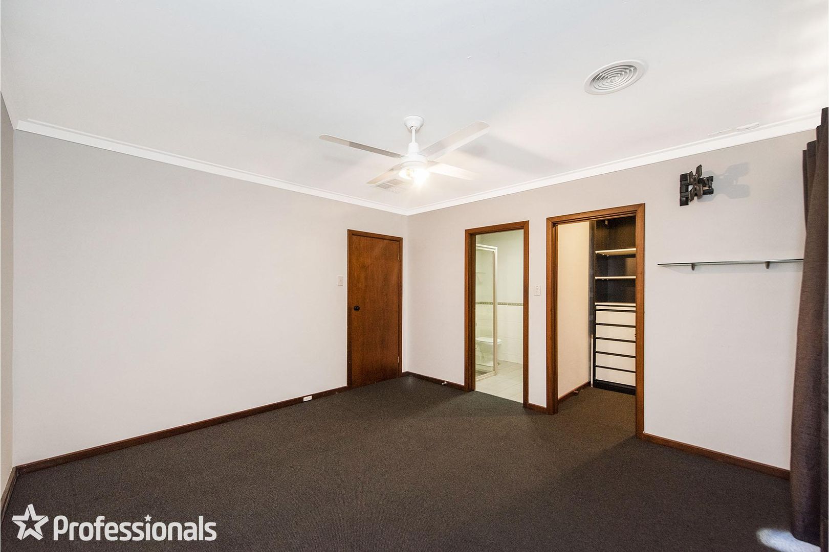 14 Edward Crescent, Byford WA 6122, Image 1