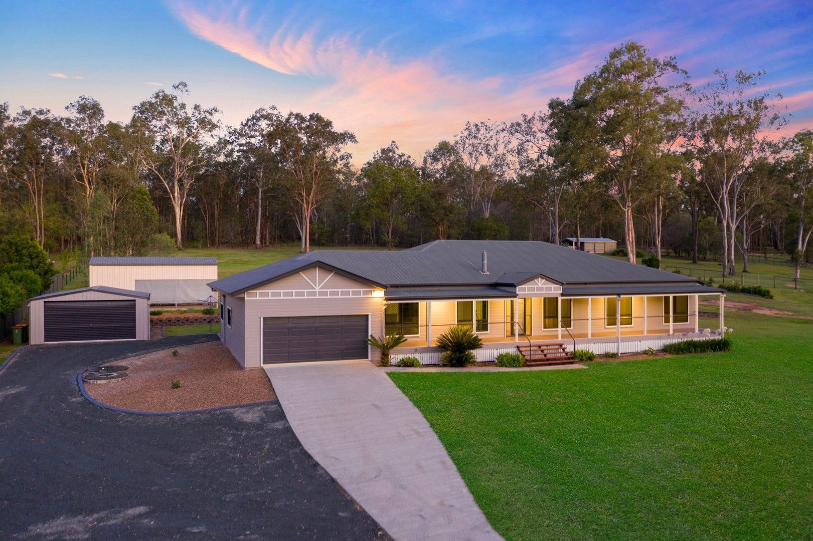 6 bedrooms House in 38 Fischer Road FLINDERS VIEW QLD, 4305