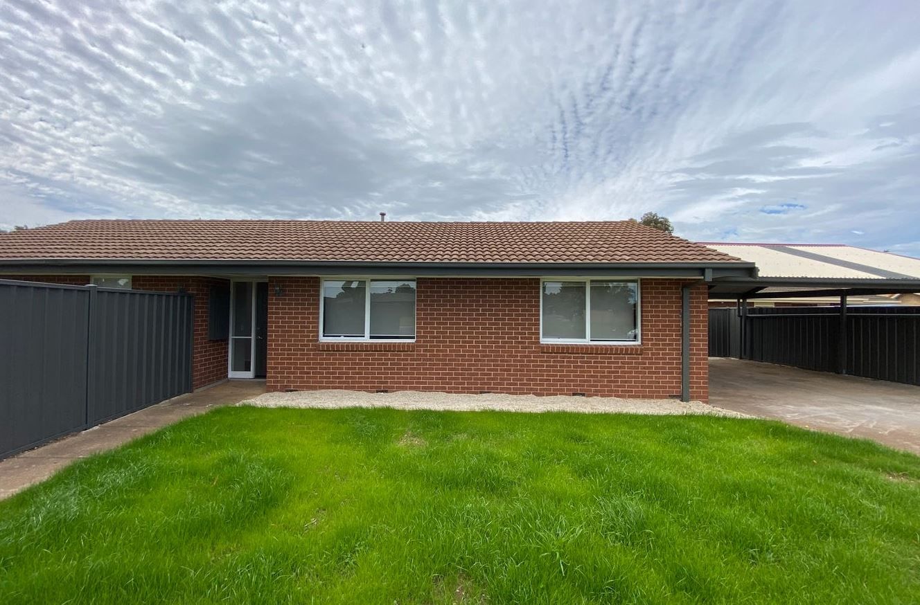 41 Chelmsford Way, Melton West VIC 3337