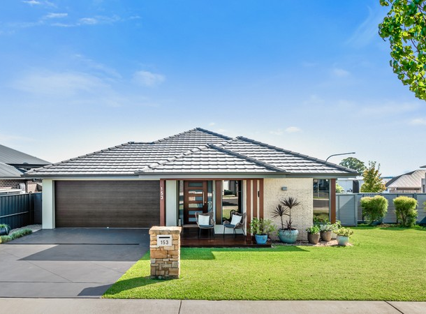 153 Bradley Street, Glenmore Park NSW 2745