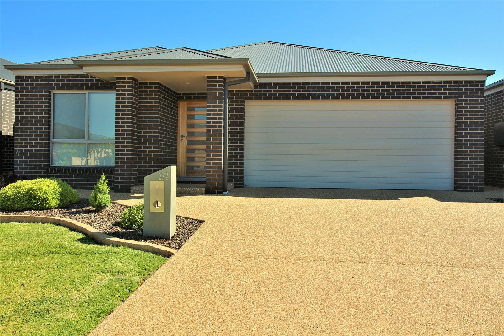 2/2 Gillmartin Drive, Griffith NSW 2680, Image 0