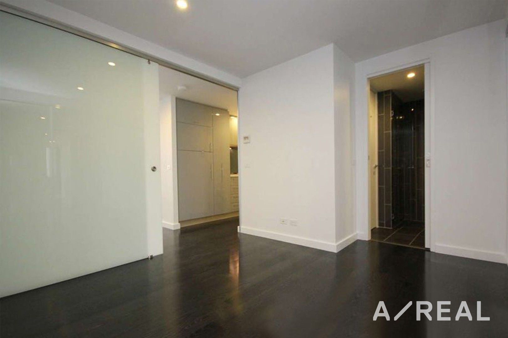 1 bedrooms Apartment / Unit / Flat in 512/338 Kings Way SOUTH MELBOURNE VIC, 3205