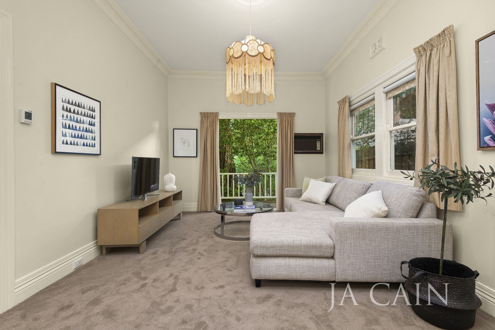 1 Surrey Avenue, Surrey Hills VIC 3127, Image 1