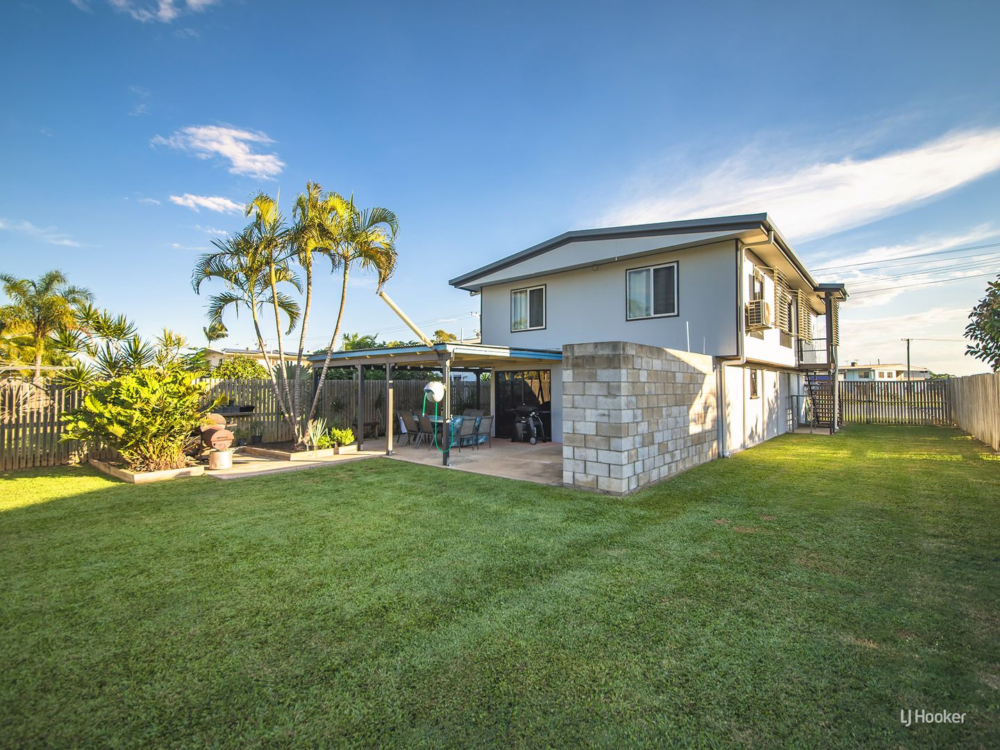 142 Hinchliff Street, Kawana QLD 4701, Image 2