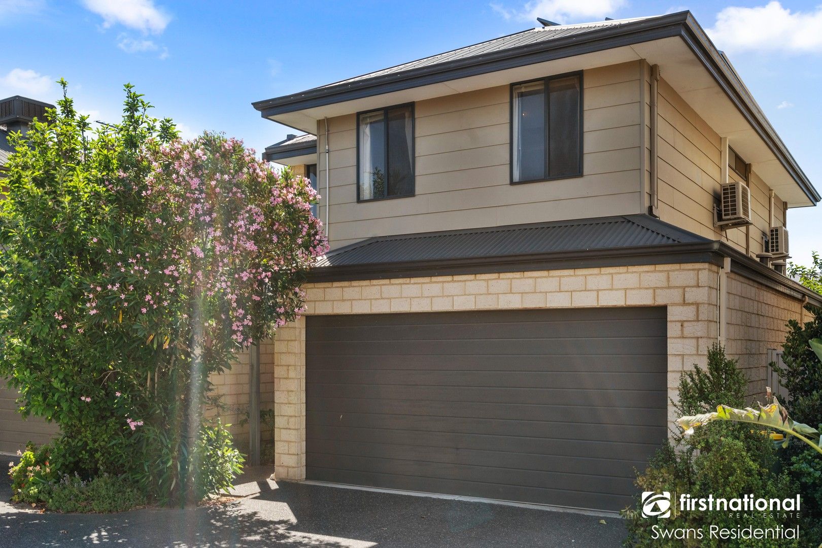 3 bedrooms House in 4/179 Leake Street BELMONT WA, 6104