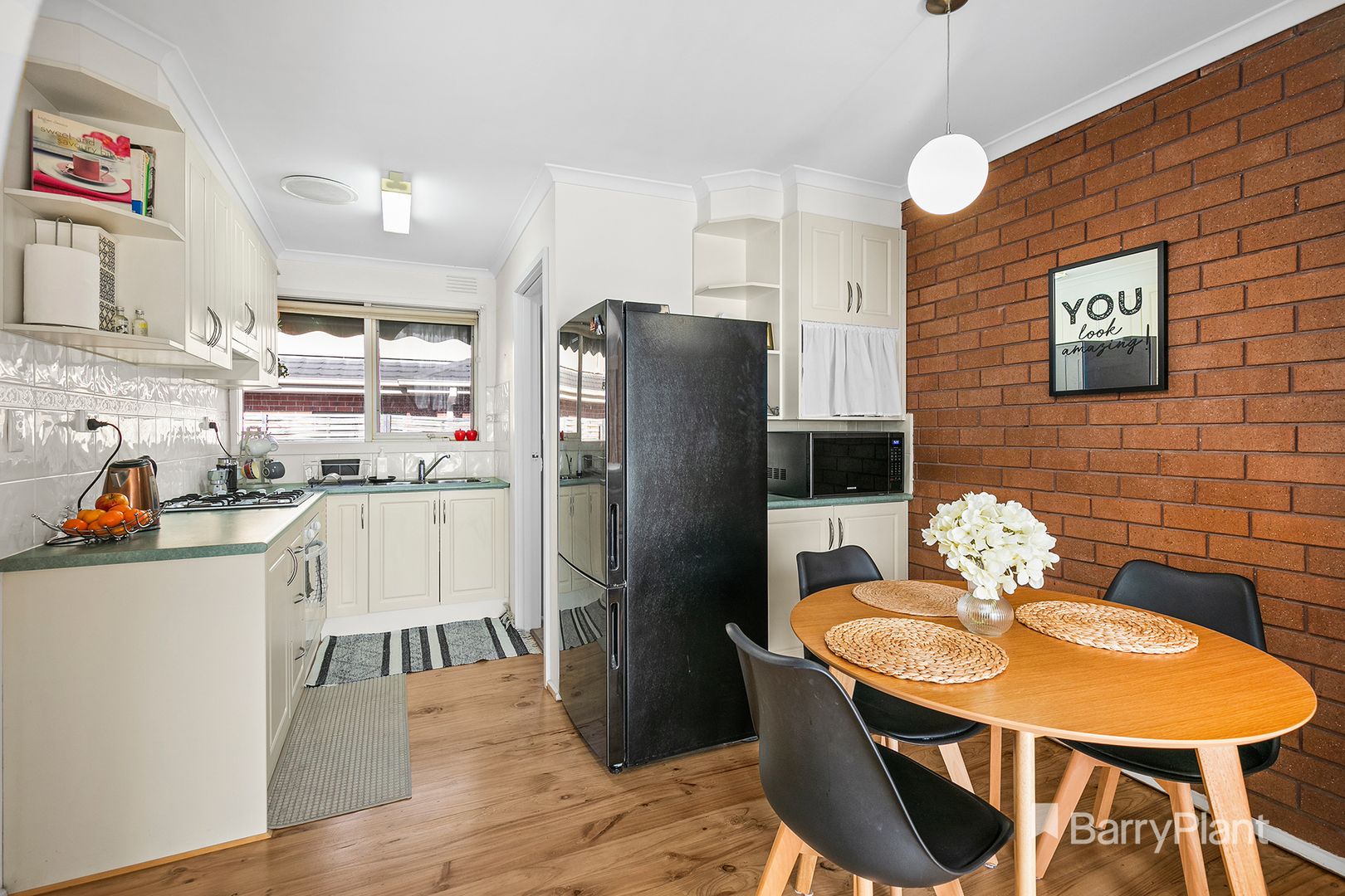 2/16 Gladstone Parade, Glenroy VIC 3046, Image 2