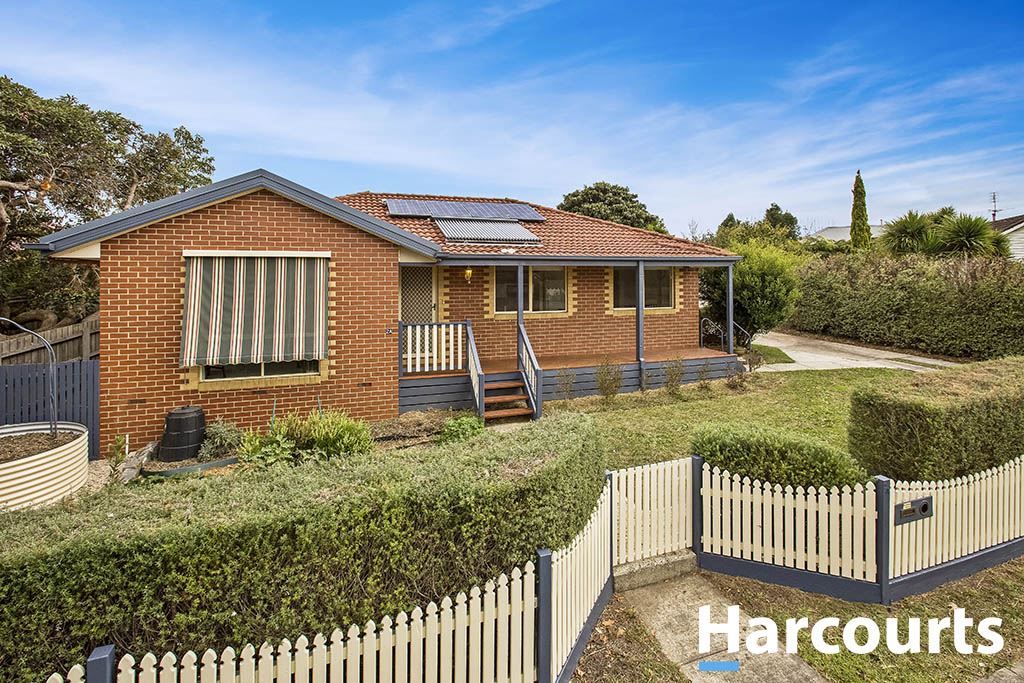 2A Young Street, Drouin VIC 3818, Image 2