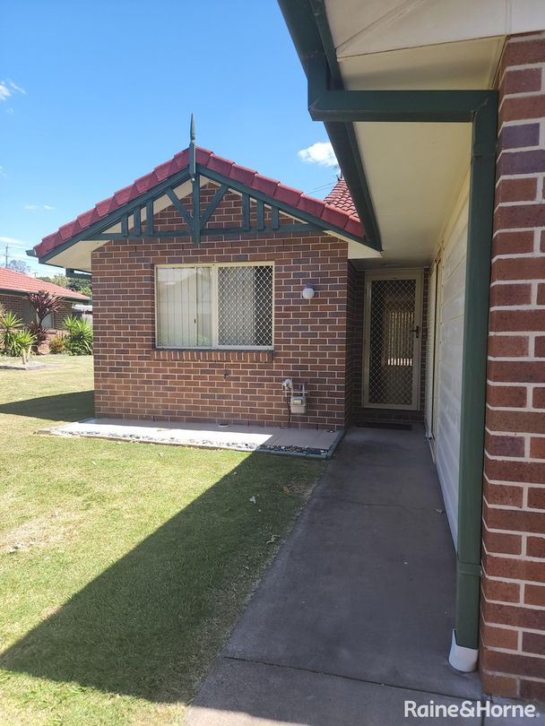 3 bedrooms House in 2/1 Spalding Crescent GOODNA QLD, 4300