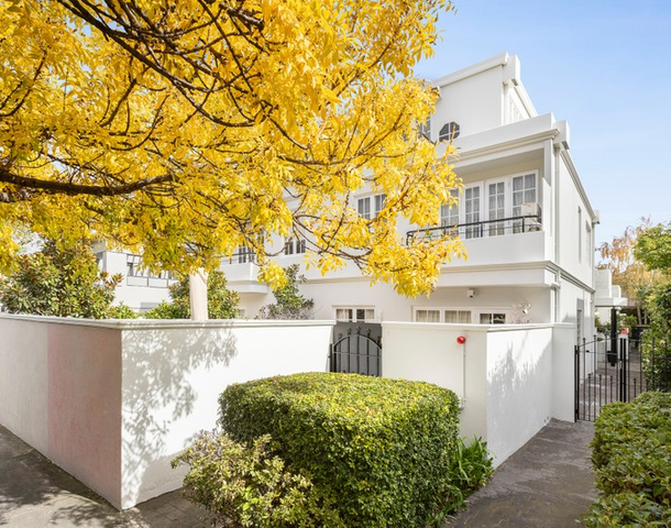 4/105 Mathoura Road, Toorak VIC 3142