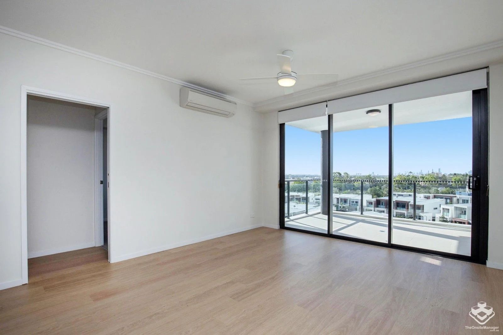 Additional image 2 of ID:21173956/25 Parnell Boulevard, Robina QLD 4226