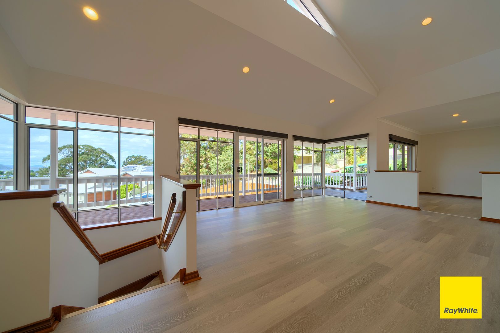 4 Hamlin Rise, Middleton Beach WA 6330 House For Rent 770 Domain