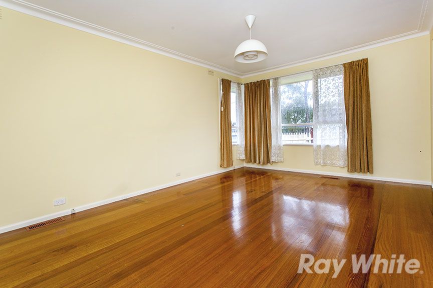 20 Bonview Crescent, Burwood East VIC 3151, Image 1