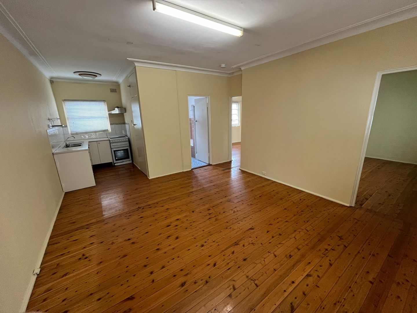 2/100 Merrylands Road, Merrylands NSW 2160, Image 2