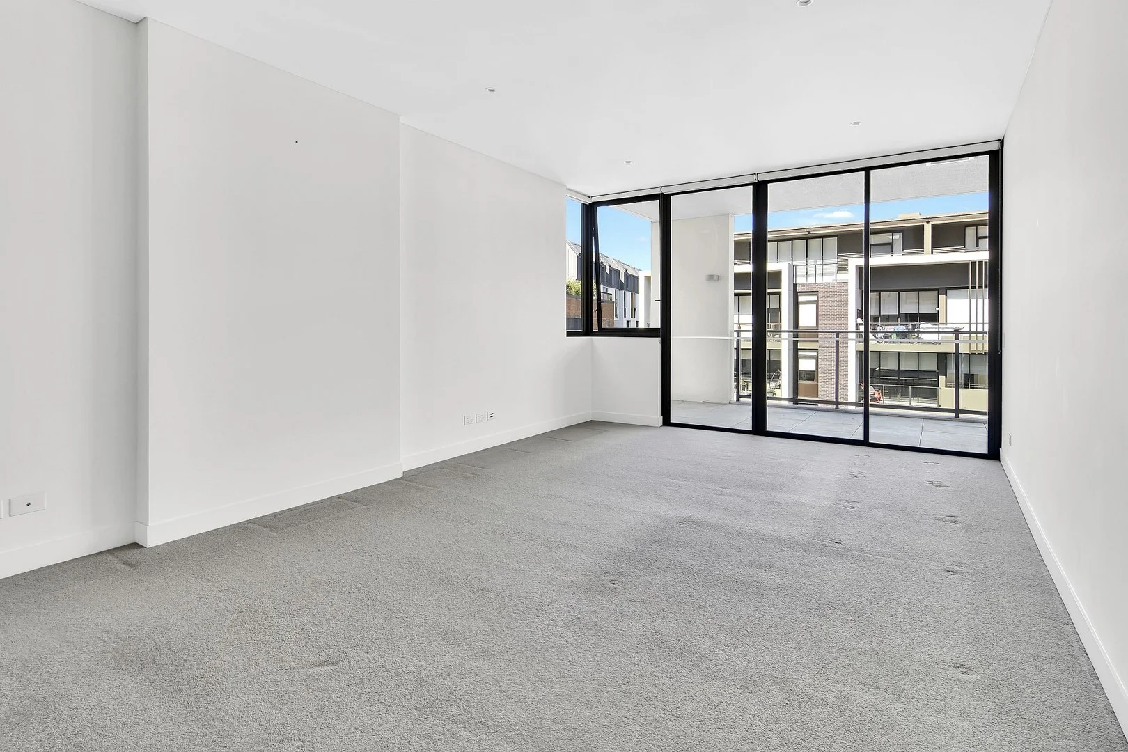 402/17 Grattan Close, Forest Lodge NSW 2037