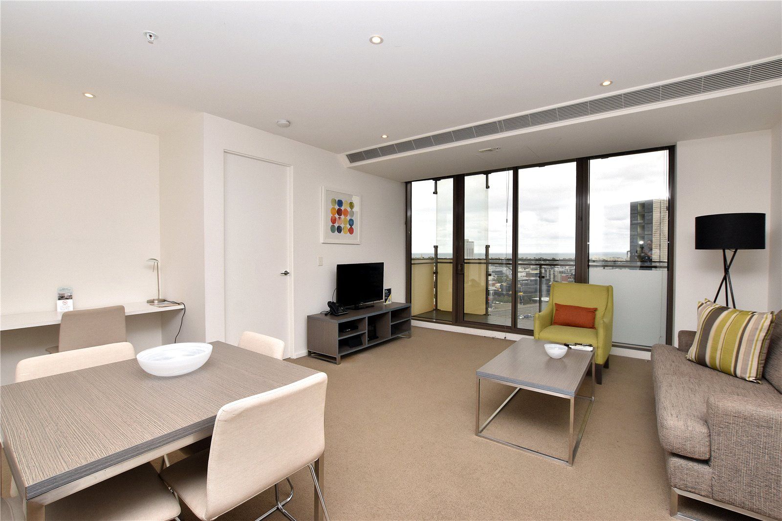 2 bedrooms Apartment / Unit / Flat in 2205/118 Kavanagh Street SOUTHBANK VIC, 3006