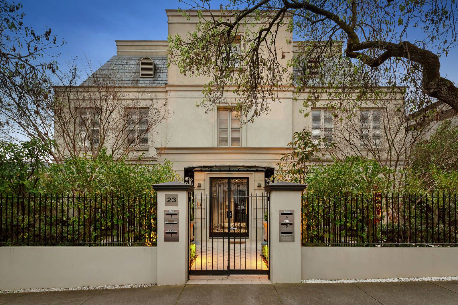 2/23 Washington Street, Toorak VIC 3142, Image 0