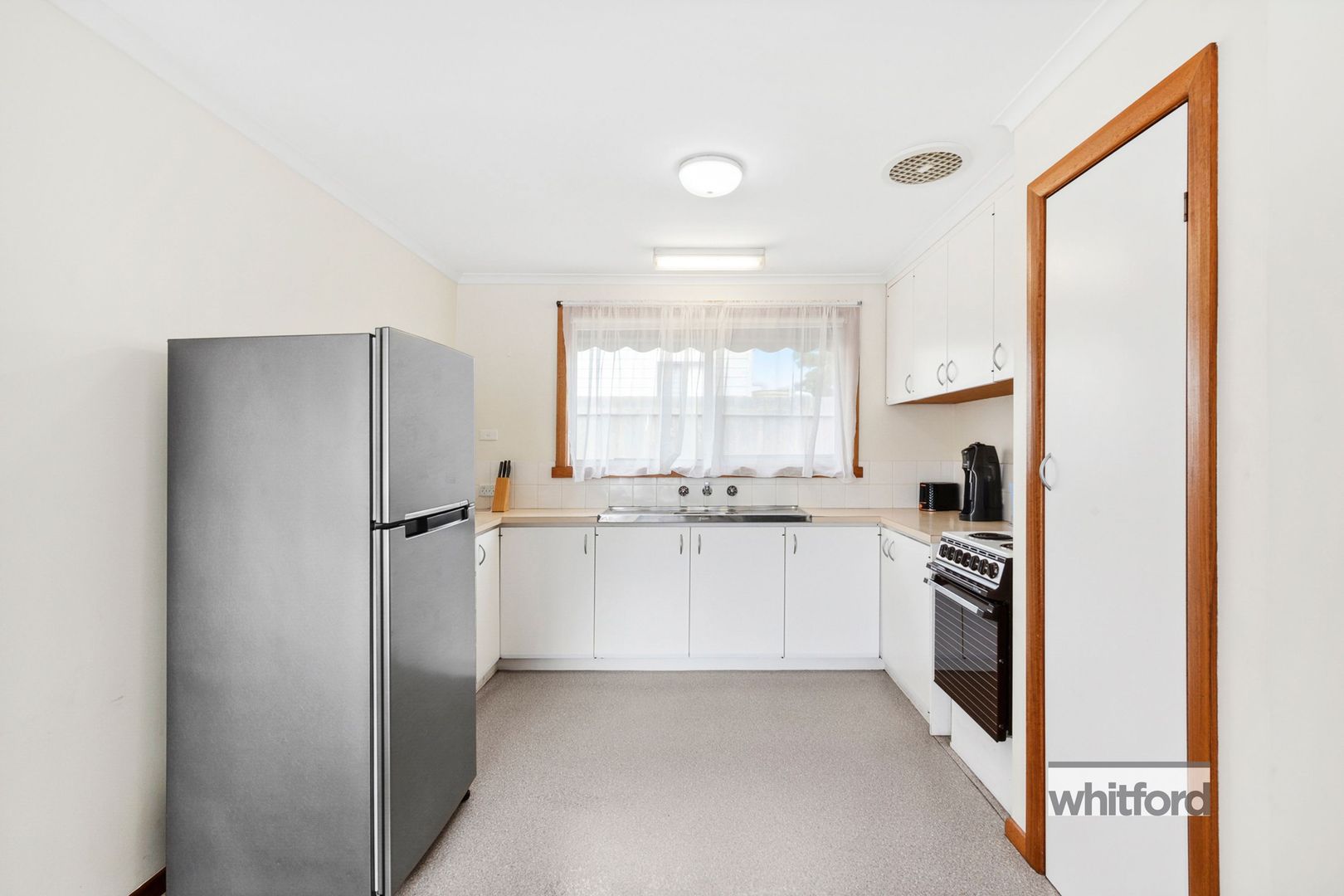 8/53 Regent Street, Whittington VIC 3219, Image 2