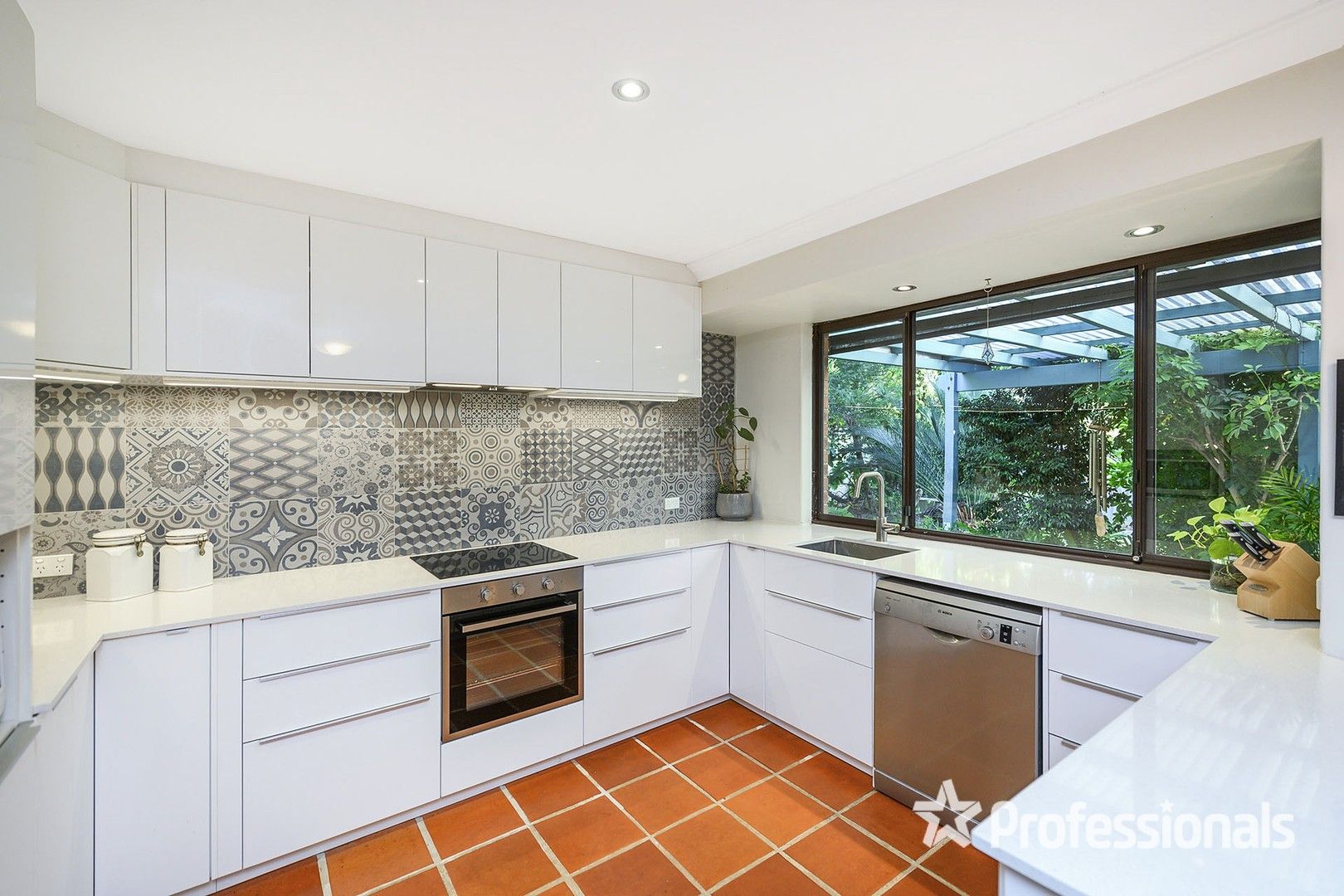 5 Sherman Court, Kingsley WA 6026, Image 0