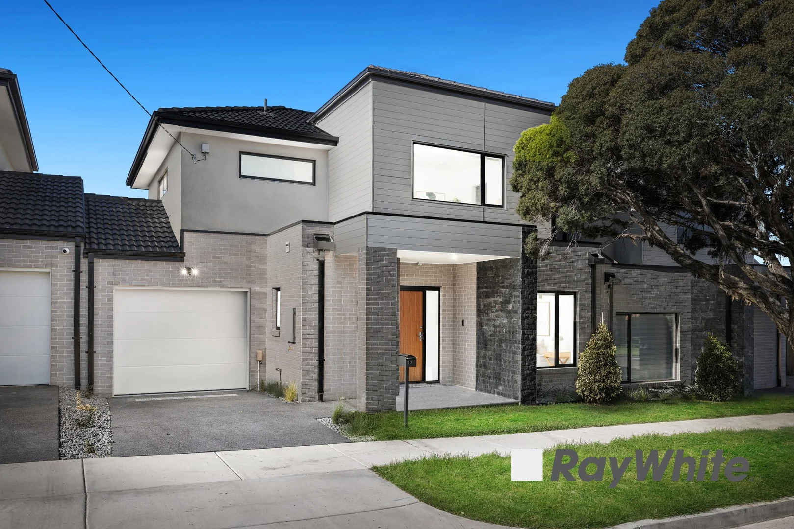 1B Mcfarlane Crescent, Dandenong VIC 3175