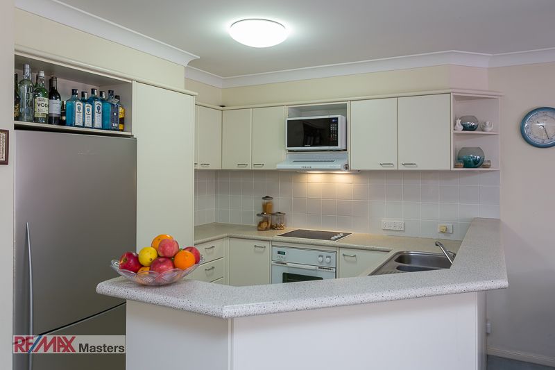 18 Villa Edgewater, 6 Harbour View Court, Raby Bay QLD 4163, Image 2