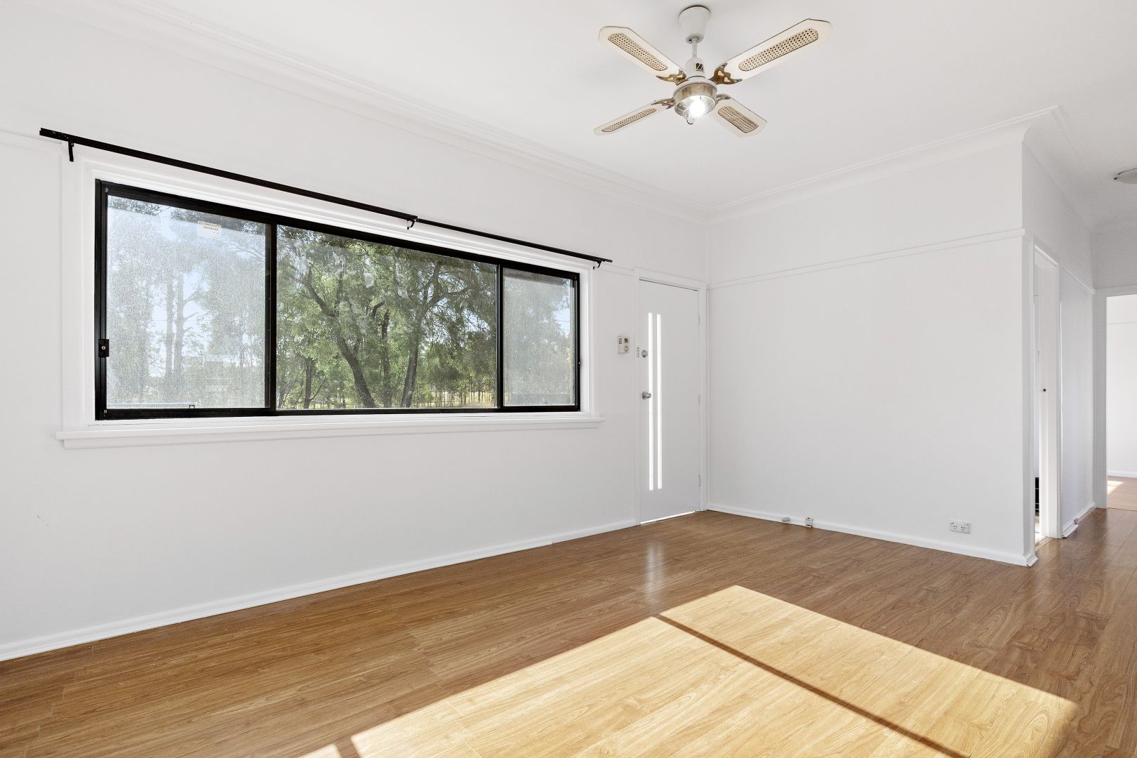 12 Lincoln Drive, Cambridge Park NSW 2747 House For Rent Domain