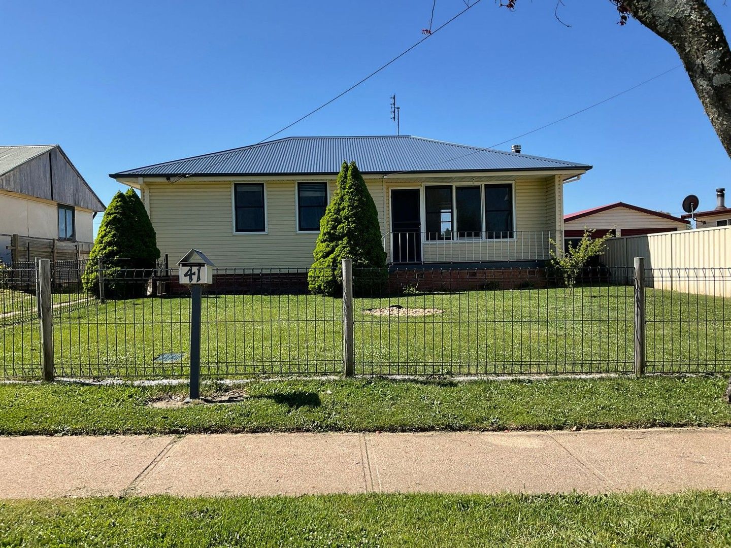 41 Carrington Avenue, Oberon NSW 2787 House For Rent Domain