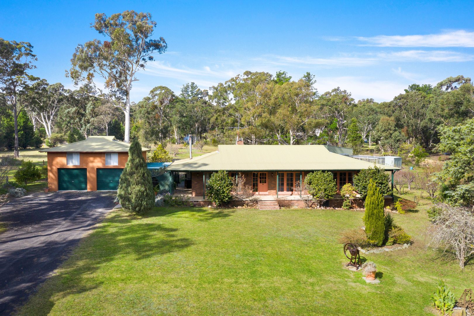 10 Wattle Ridge Road, Hill Top | Property History & Address Research ...