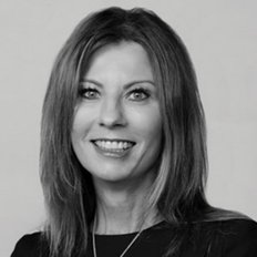Cindy King, Sales representative
