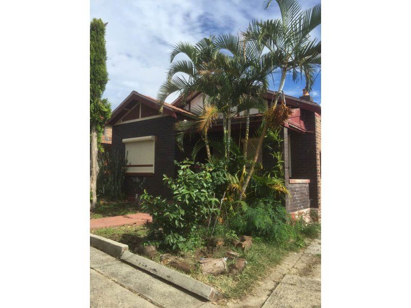 4 Una Street, Campsie NSW 2194