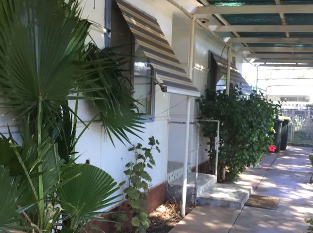 Modern 2 bedroom unit in peaceful location, Narrandera