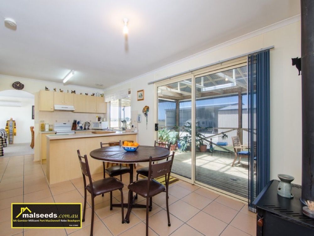 88 Lithgows Road, Allendale East SA 5291, Image 2