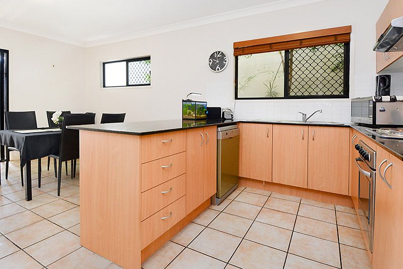 4/12 Seabrook Street, Kedron QLD 4031, Image 2