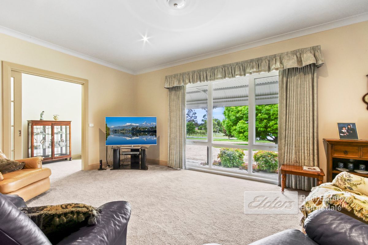 23 Landsman Drive, Nicholson VIC 3882, Image 2