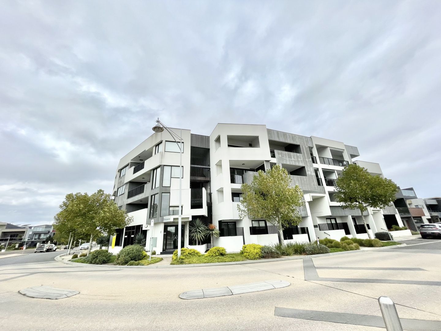 8/76 The Esplanade, Caroline Springs VIC 3023 House For Rent 430
