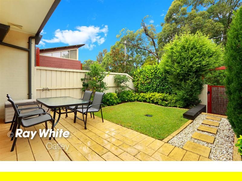 19 Wonoona Parade East, OATLEY NSW 2223, Image 0