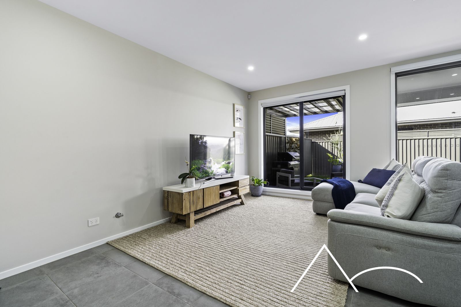 26 McNeill Circuit, Oran Park NSW 2570, Image 2