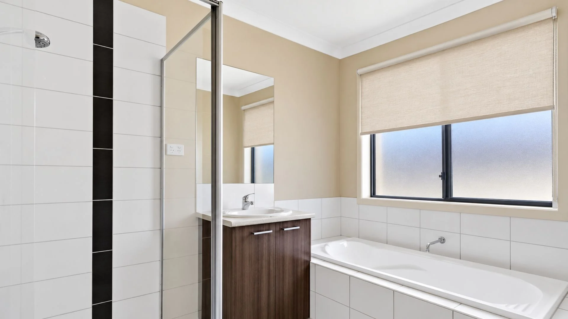 15 Rous Street, Wyndham Vale VIC 3024 - House For Rent | Domain