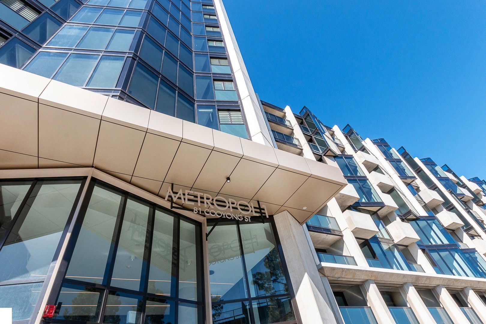 2 bedrooms Apartment / Unit / Flat in 603/81 Cooyong Street REID ACT, 2612