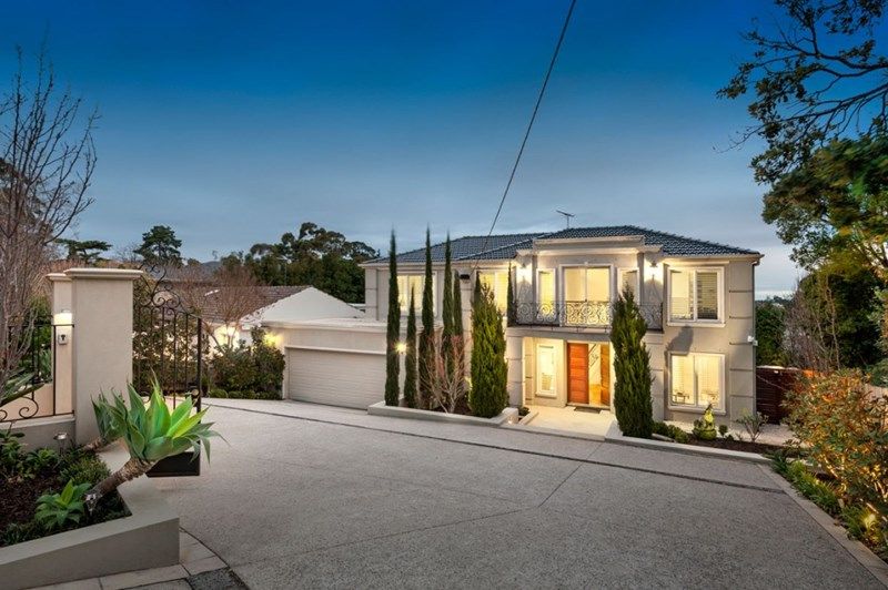 5 bedrooms House in 148 Greythorn Road BALWYN NORTH VIC, 3104