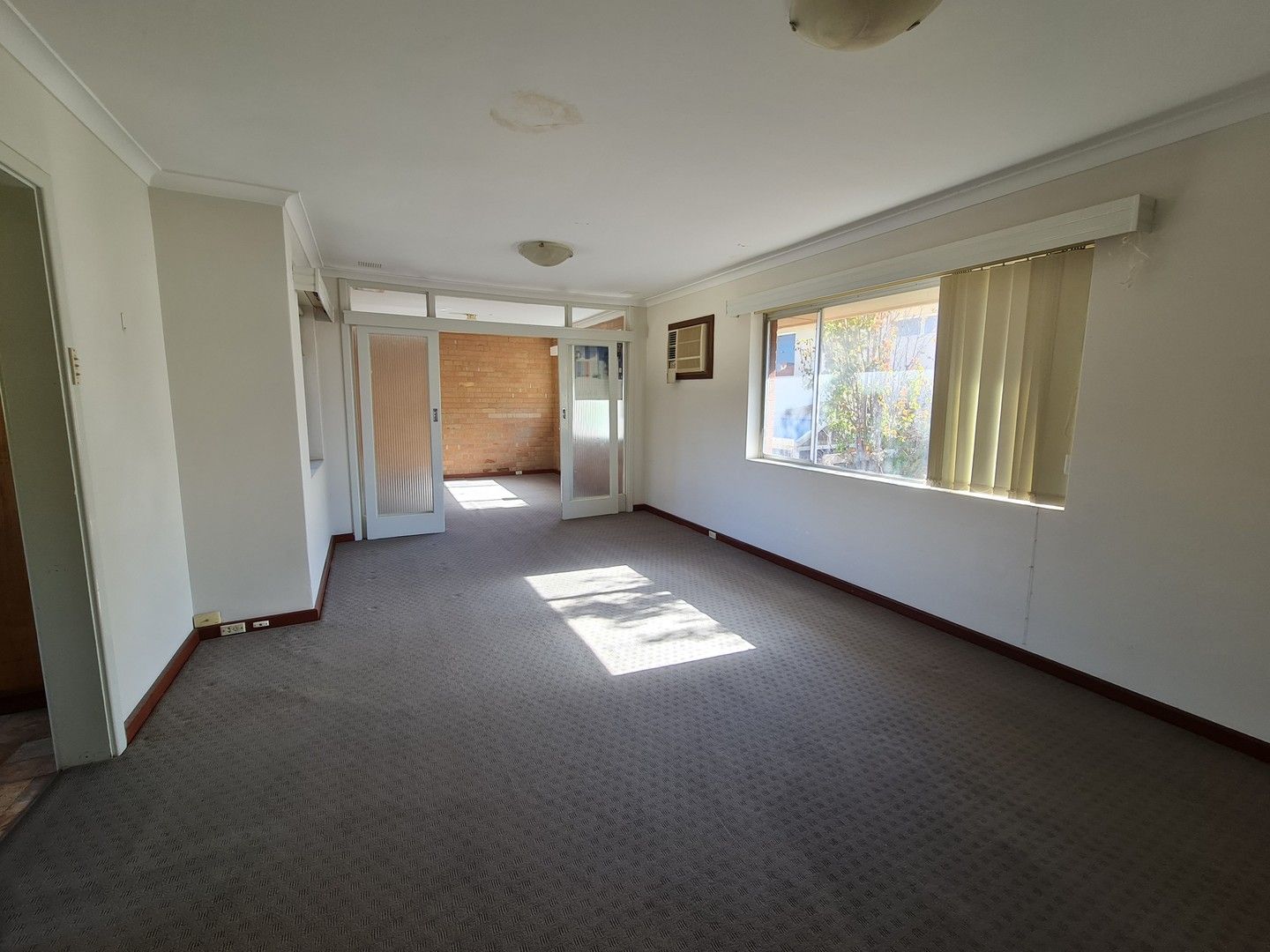 2 bedrooms Apartment / Unit / Flat in 5/410 Stirling Hwy CLAREMONT WA, 6010